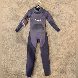 Men’s new with tags TYR wetsuit M